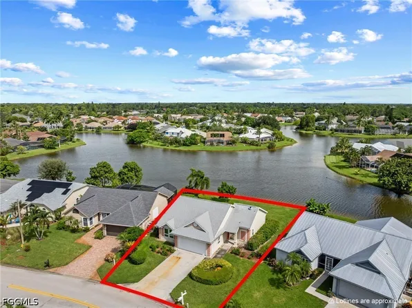 3657 Kent Dr, Naples, FL 34112