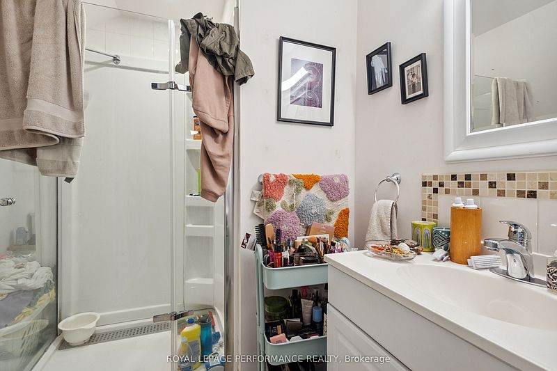 Ottawa Apartment for rent - 2 Bedrooms — photo 9