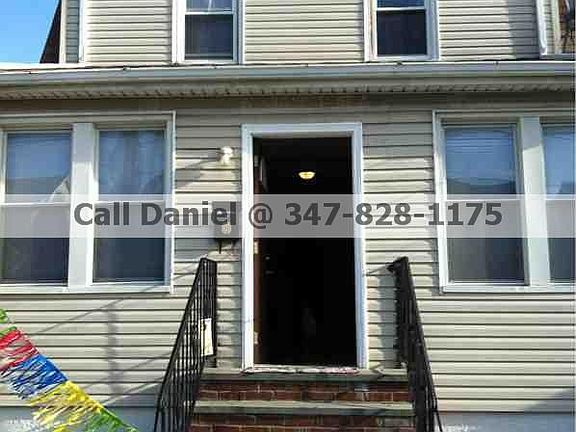 2nd image of Mangin Ave