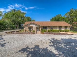 2020 Tarver Rd, Burleson, TX 76028