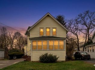 22 Elm St, Methuen, MA 01844