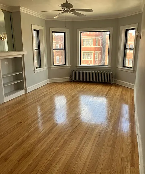 8227-8229 S Vernon Ave #2S — Photo 3