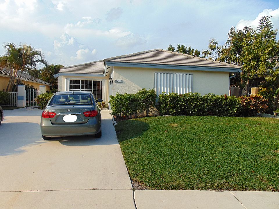 1st image of 6184 Lansdowne Cir