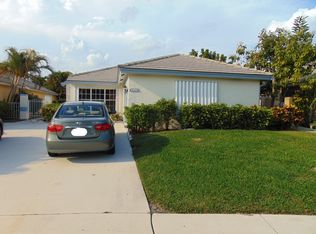 6184 Lansdowne Cir, Boynton Beach, FL 33472