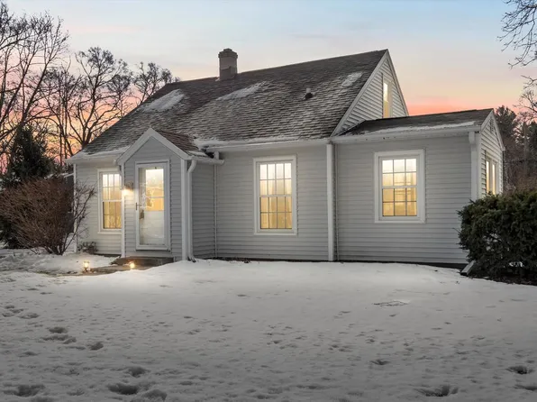 N53W37153 Madison STREET, Oconomowoc, WI 53066