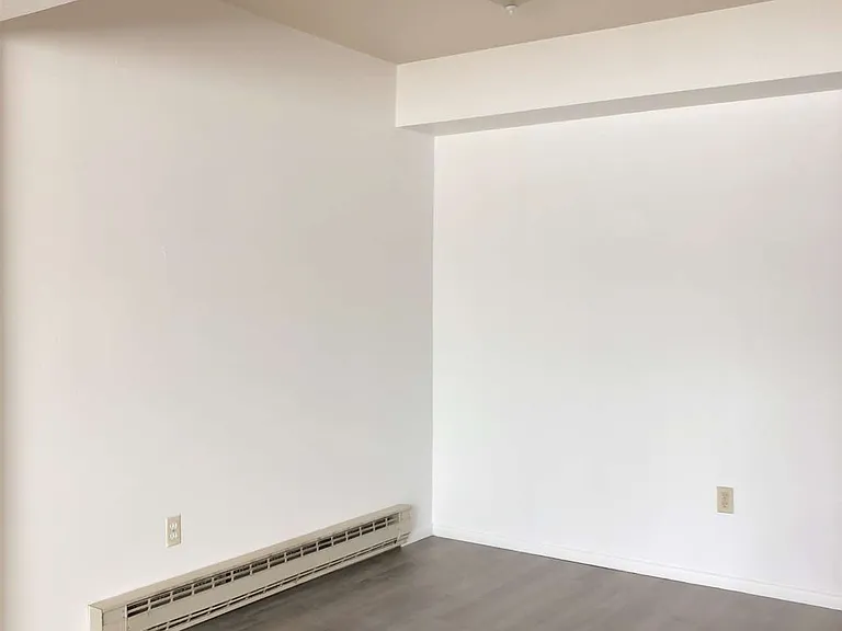 3106 Palm Ct #7 — Photo 4