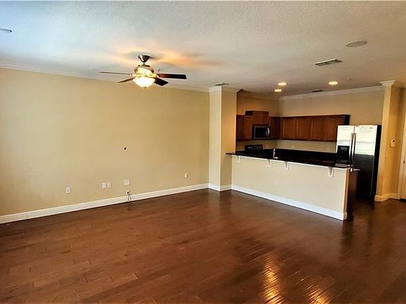 3rd image of 1777 Grand Rue Dr