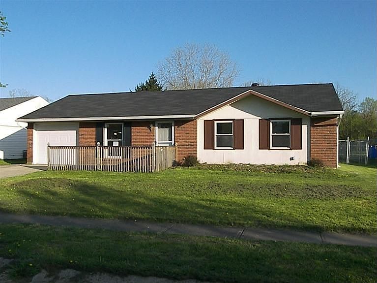 1st image of 42 Patti Dr