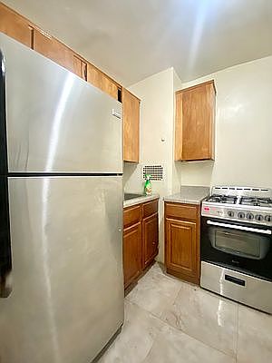 3rd image of 255 Clarkson Ave #203