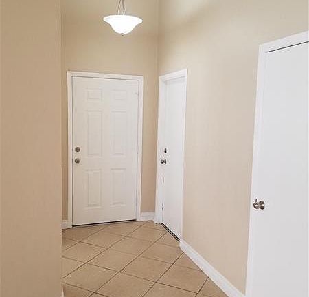 4th image of 5241 Velazco Ln