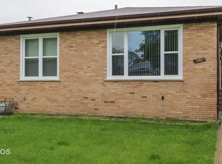 7726 Kedvale Ave, Skokie, IL 60076