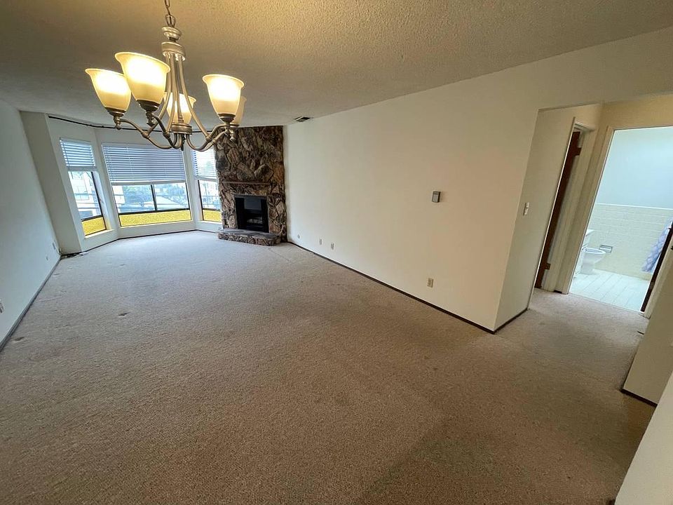 1st image of 228 N Willard St #3