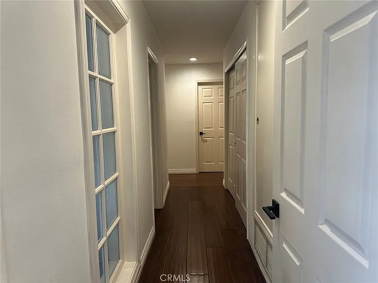 6757 Daryn Dr — Photo 15