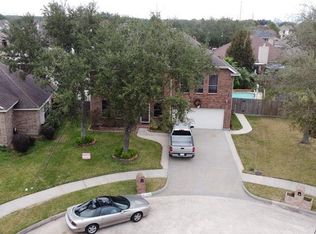 2710 E Denali Dr, Deer Park, TX 77536