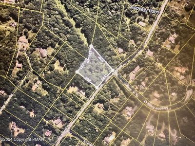 Woodland Dr, Dingmans Ferry, PA, 18328