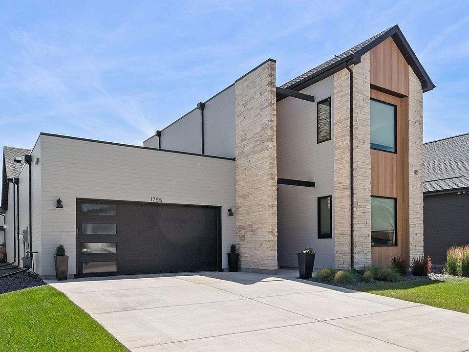 1st image of 1755 Barefoot Dr