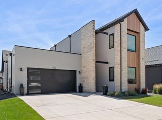1755 Barefoot Dr, Windsor, CO 80550