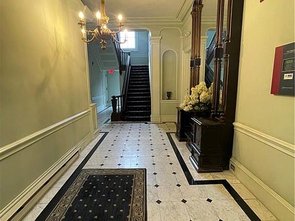 4th image of 188 Benefit St Unit 1