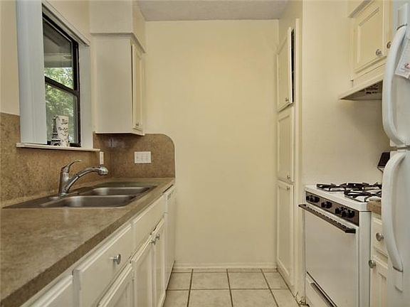 4th image of 12819 Hymeadow Dr
