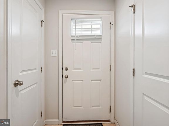 4th image of 21830 Primrose Willow Ln Unit E