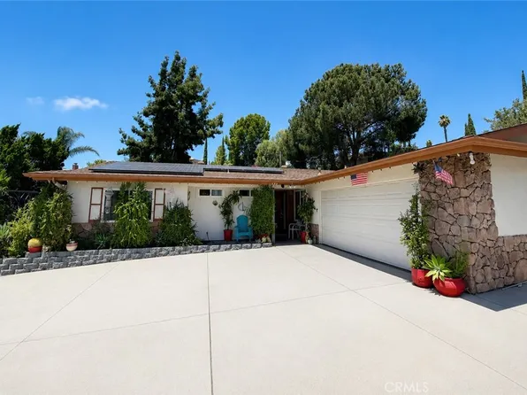 1496 E El Norte Pkwy, Escondido, CA 92027