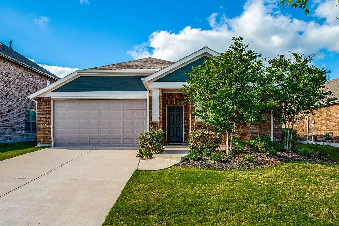 3 bed, 1849 sqft, $2,250 — Photo 1