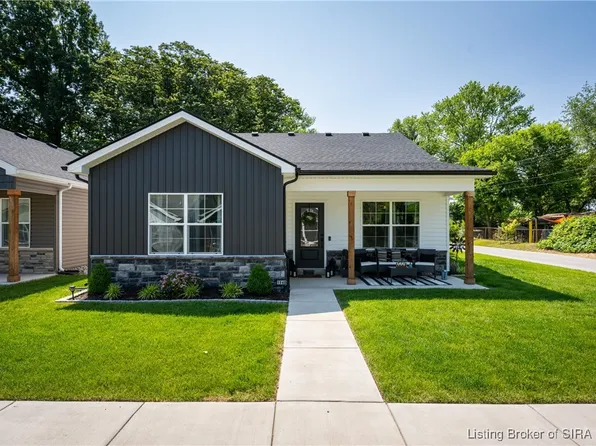 1940 Fisher Lane, Jeffersonville, IN 47130