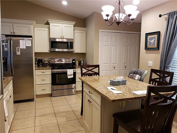 4th image of 13742 Riverpath Grove Dr