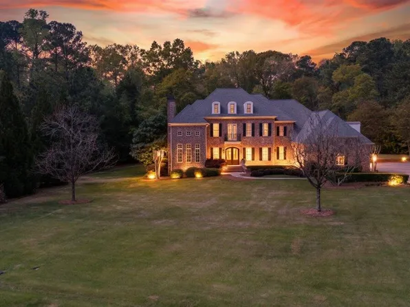 106 Lagrange Pl, Macon, GA 31210