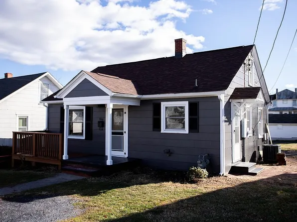 656 King Ave, Waynesboro, VA 22980