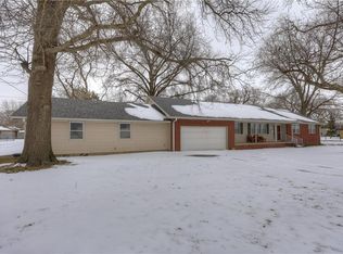 2002 N Michigan St, Pittsburg, KS 66762