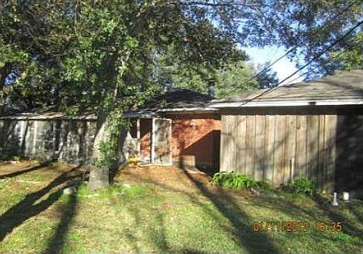 2nd image of 2404 Francis Dr