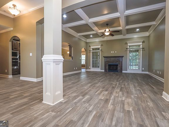 4th image of 4038 Coosa Dr