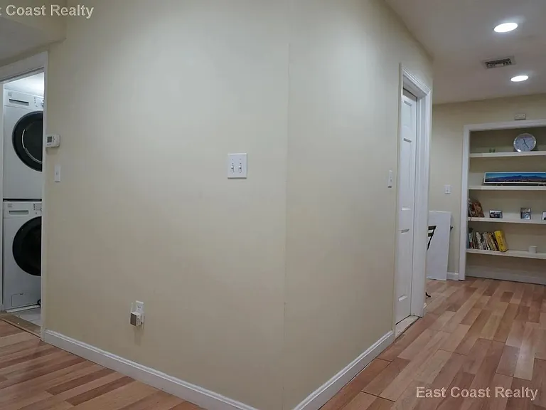 19A Braemore Rd #1 — Photo 2