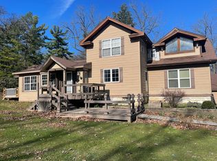 2589 N Shore Dr, Delavan, WI 53115
