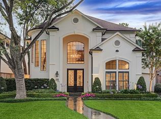 807 N 2nd St, Bellaire, TX 77401