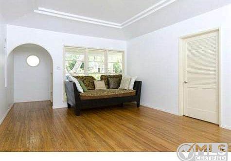 3rd image of 4438 Strohm Ave
