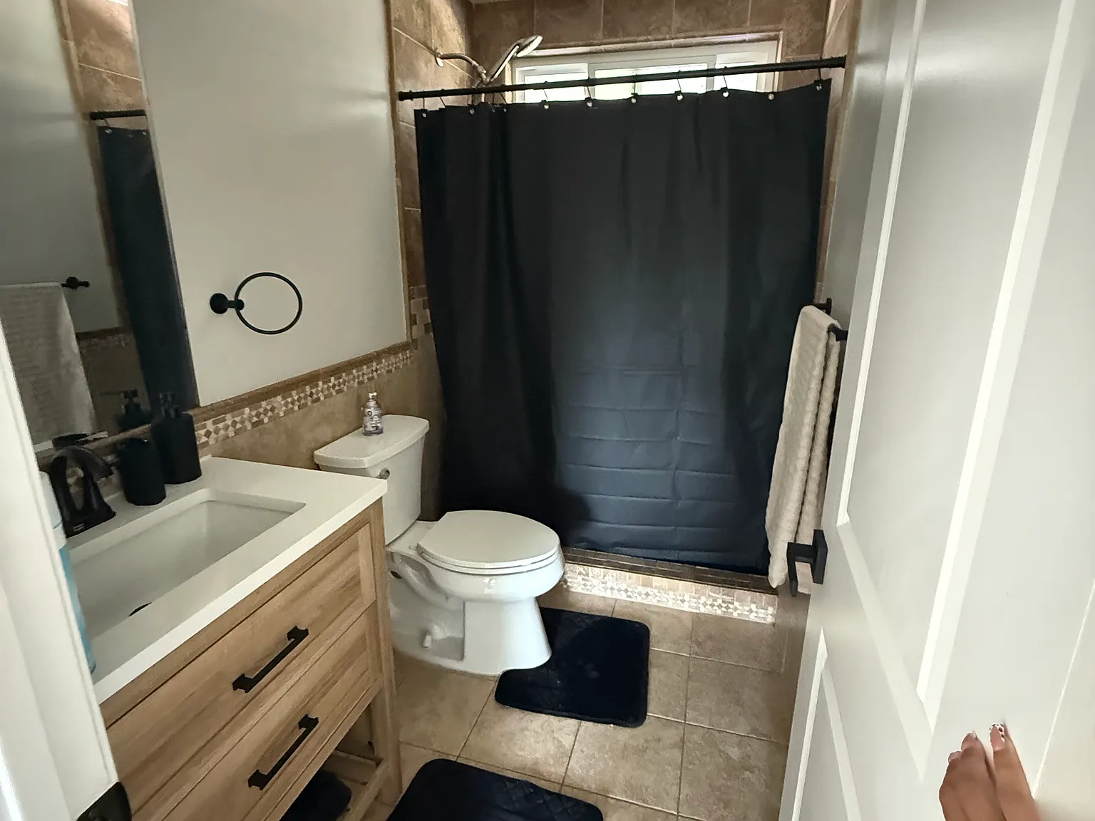4 bed, 1847 sqft, $5,500 — Photo 3