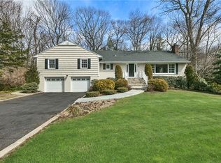 19 Country Rd, Mamaroneck, NY 10543