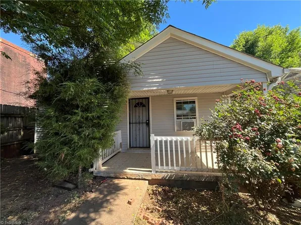 911 E 17th St, Winston Salem, NC 27105