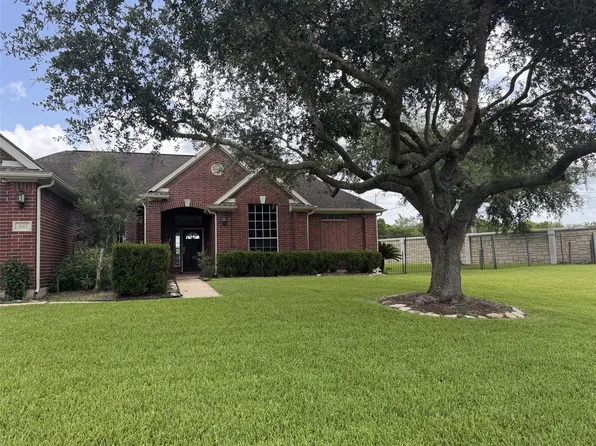 515 Arbor Ct, Pearland, TX 77584