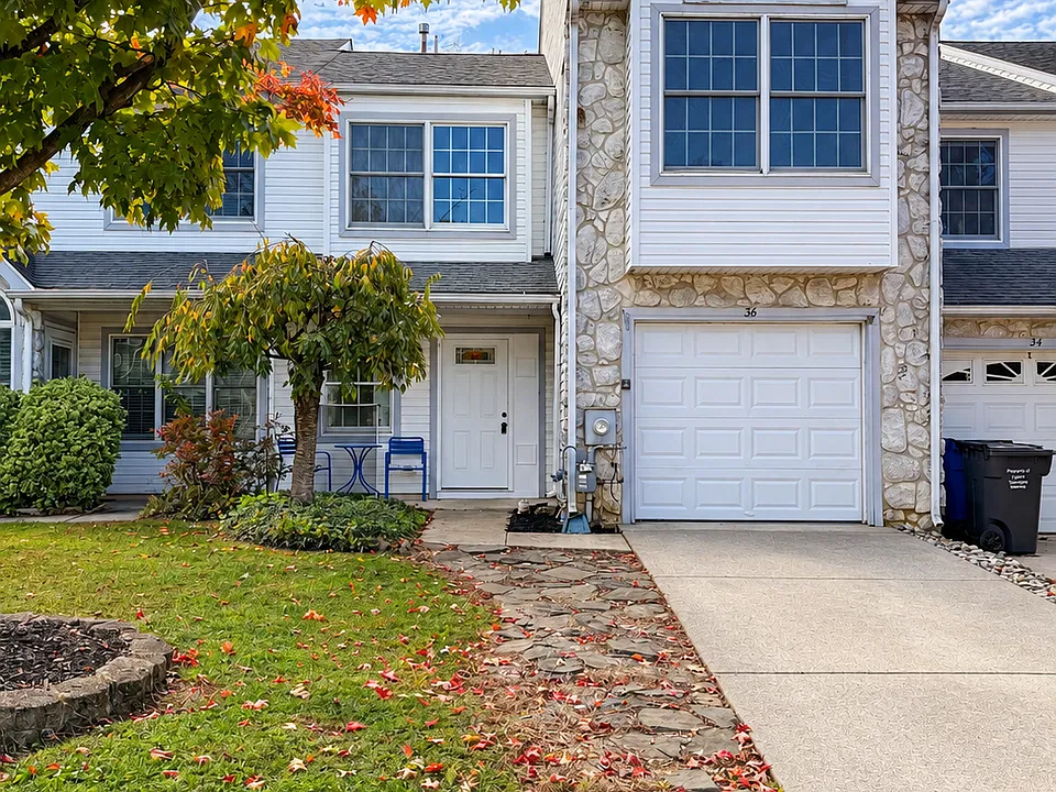 36 Shady Brooke Ln