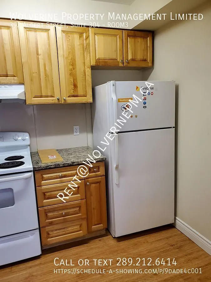392 Albert Street Waterloo — Photo 2