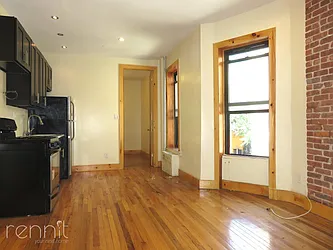 Rented by Rennit Inc.