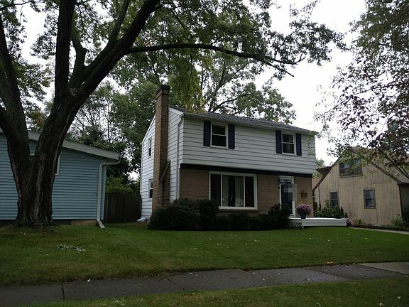 3rd image of 1009 N Hayford Ave