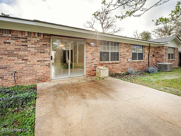1213 King Henry Dr — Photo 56