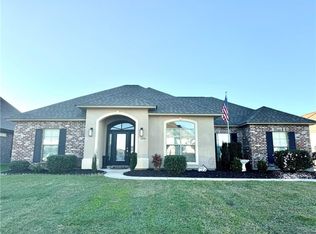 106 Lake Carolyn Dr, Luling, LA 70070