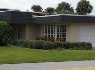 5708 S Travelers Palm Ln, Tamarac, FL 33319