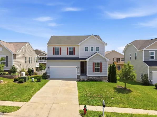 437 Town Run Ln, Stephens City, VA 22655