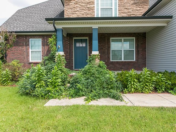 5th image of 743 Valencia Dr